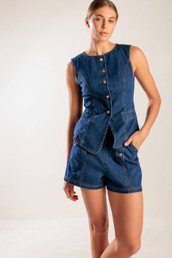 Lina Vest