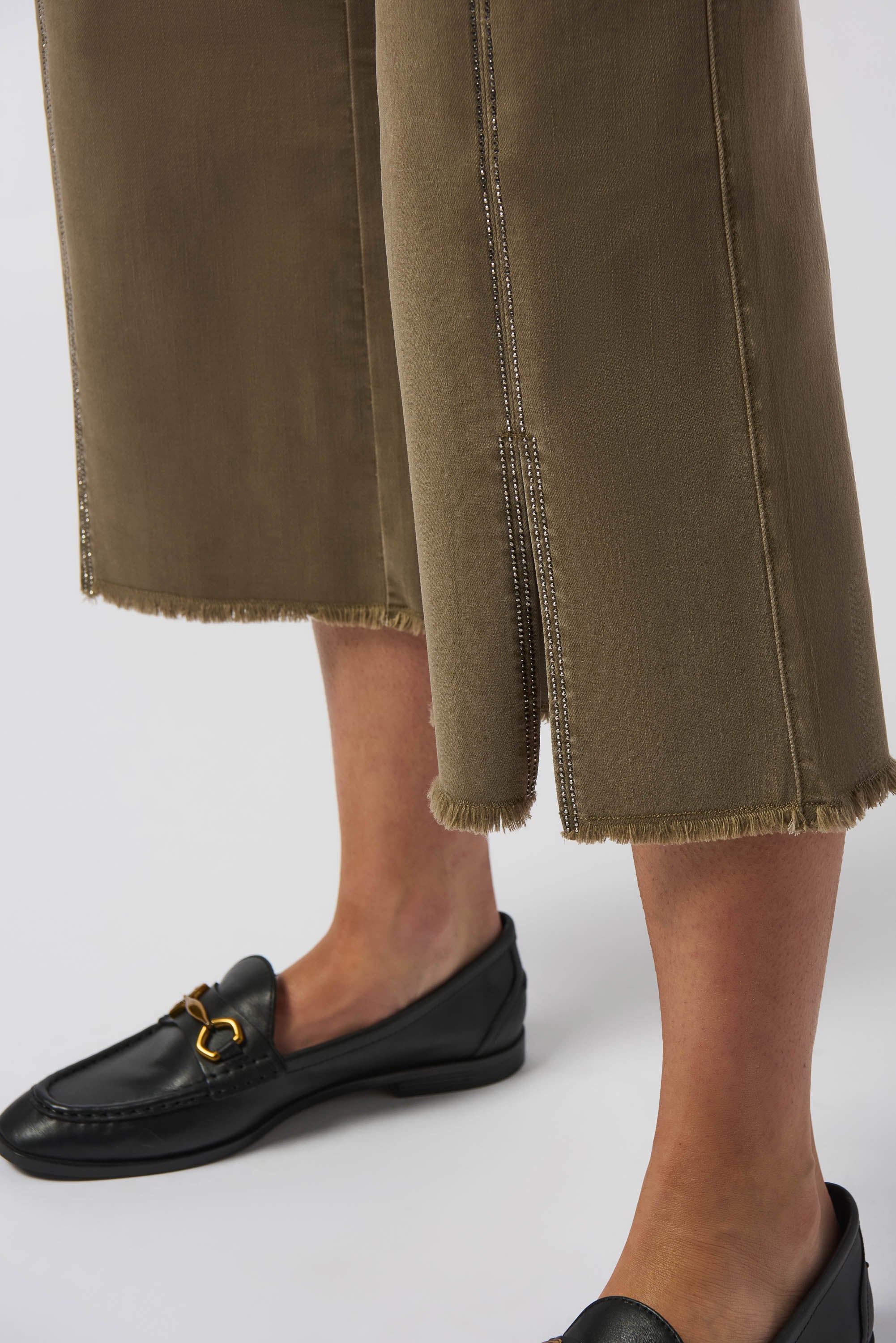 Culotte Jeans With Embellished Front Seam