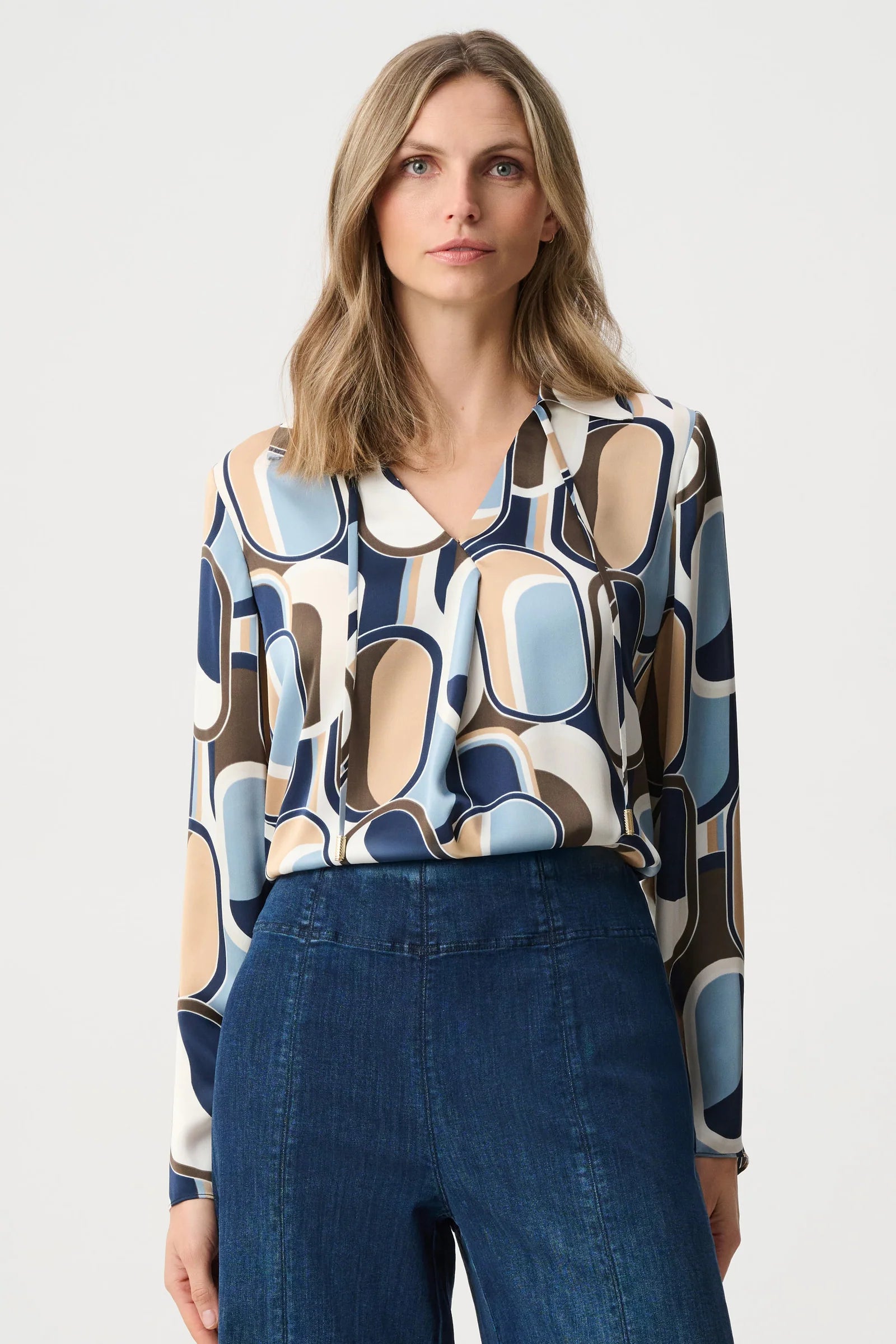 Kai Geometric V-Neck Collar Blouse
