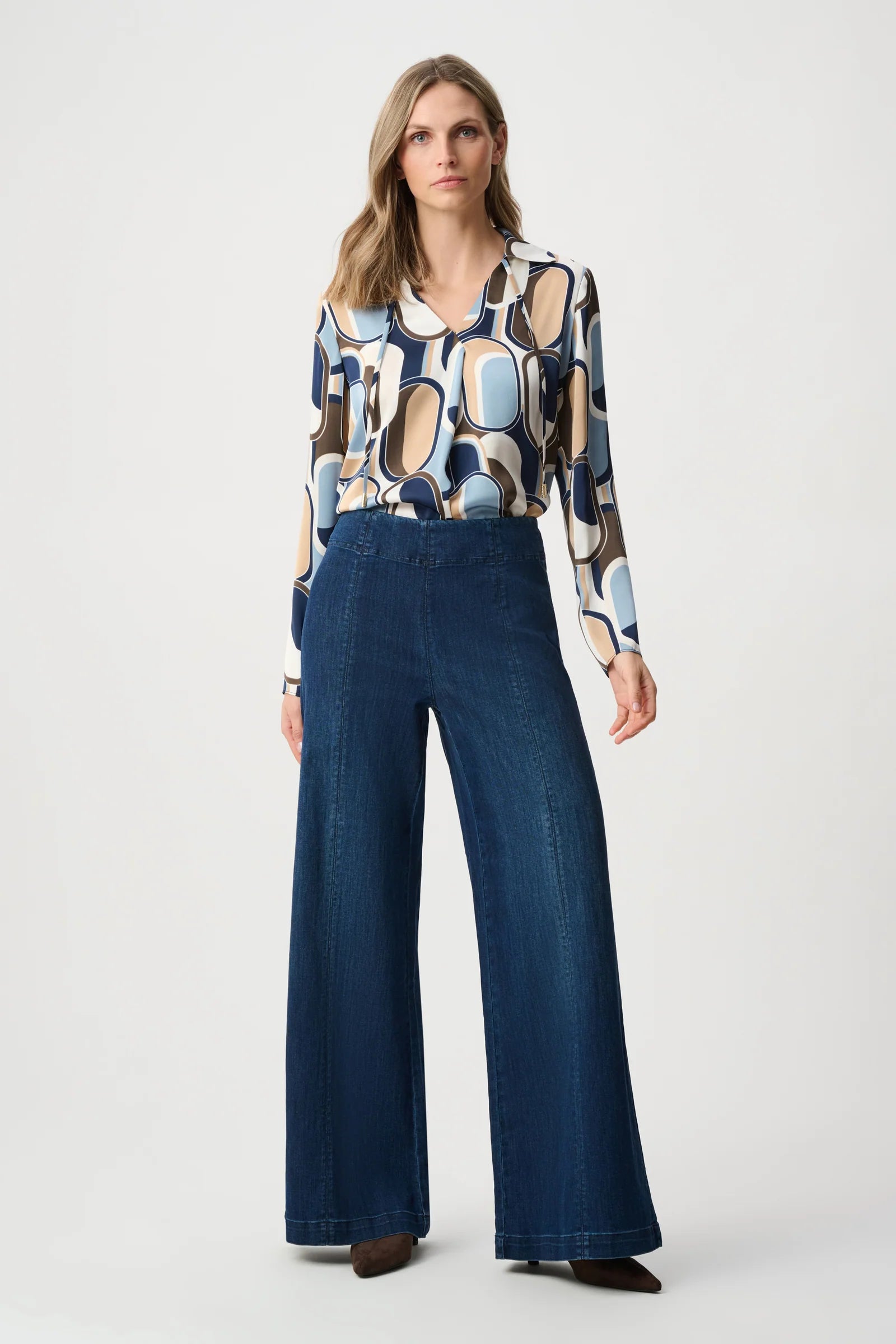 Kai Geometric V-Neck Collar Blouse