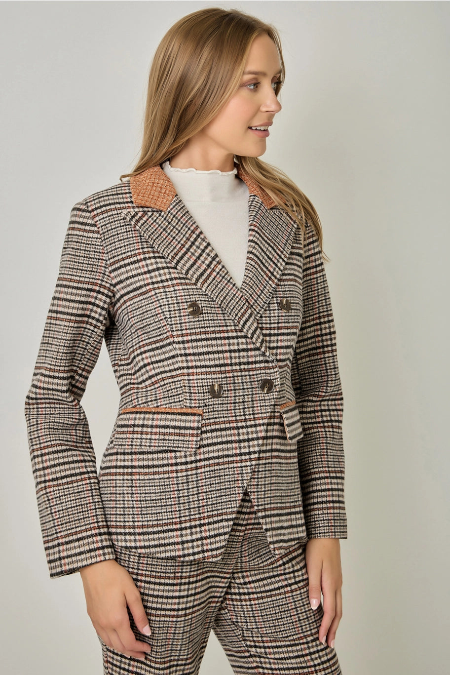 Tobyy Collared Plaid Blazer