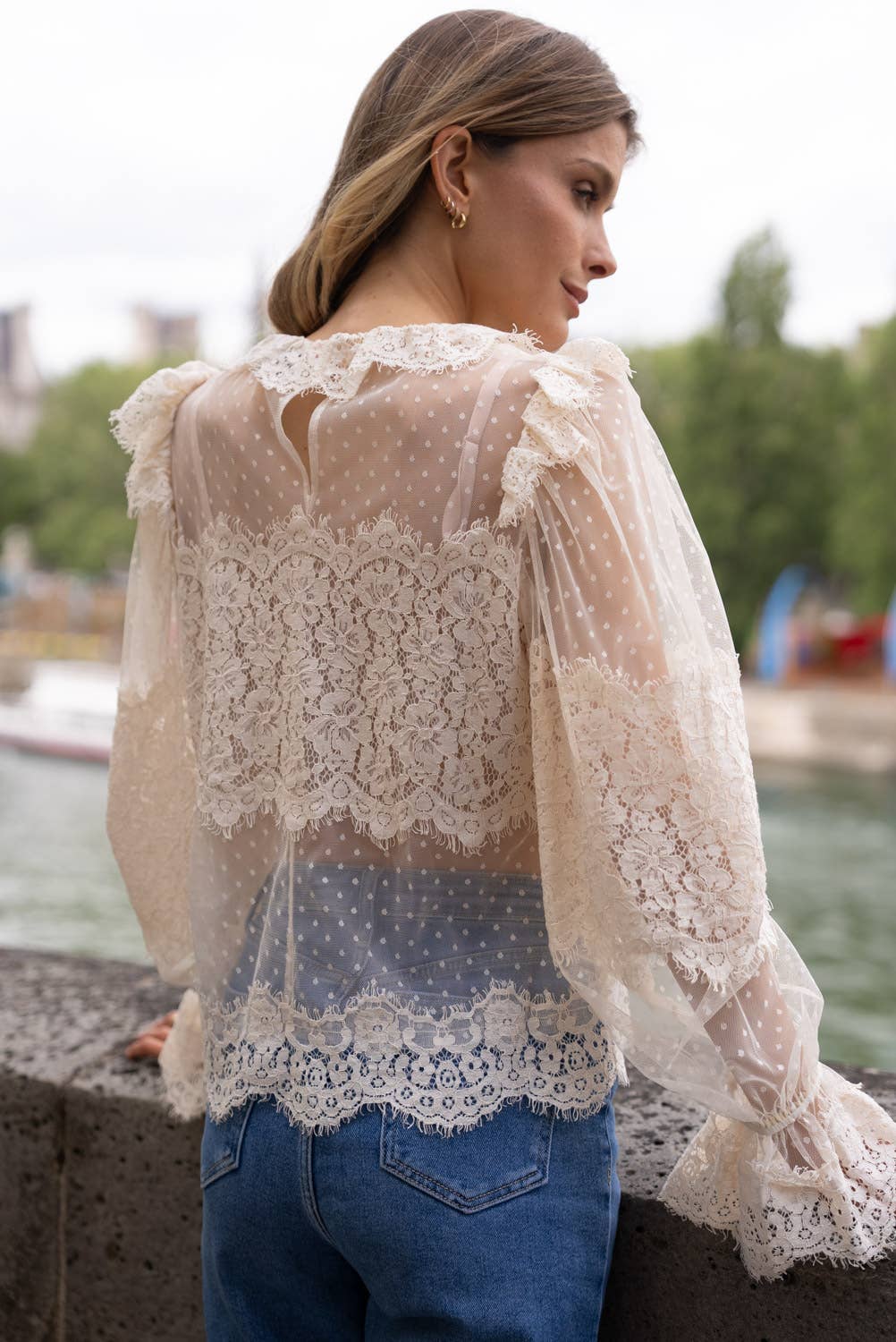 Victoire Blouse With Lace Collar
