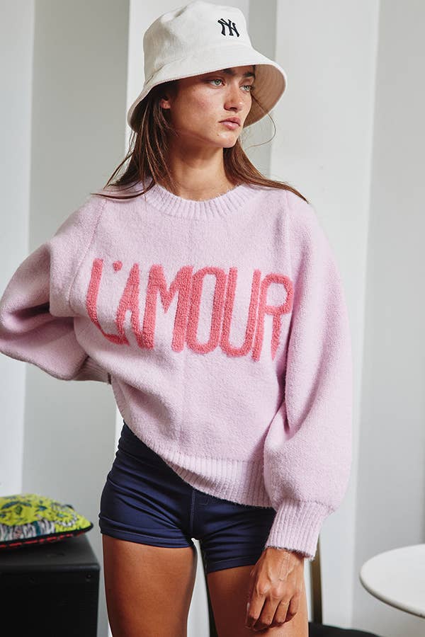 L'AMOUR Lettering Sweater