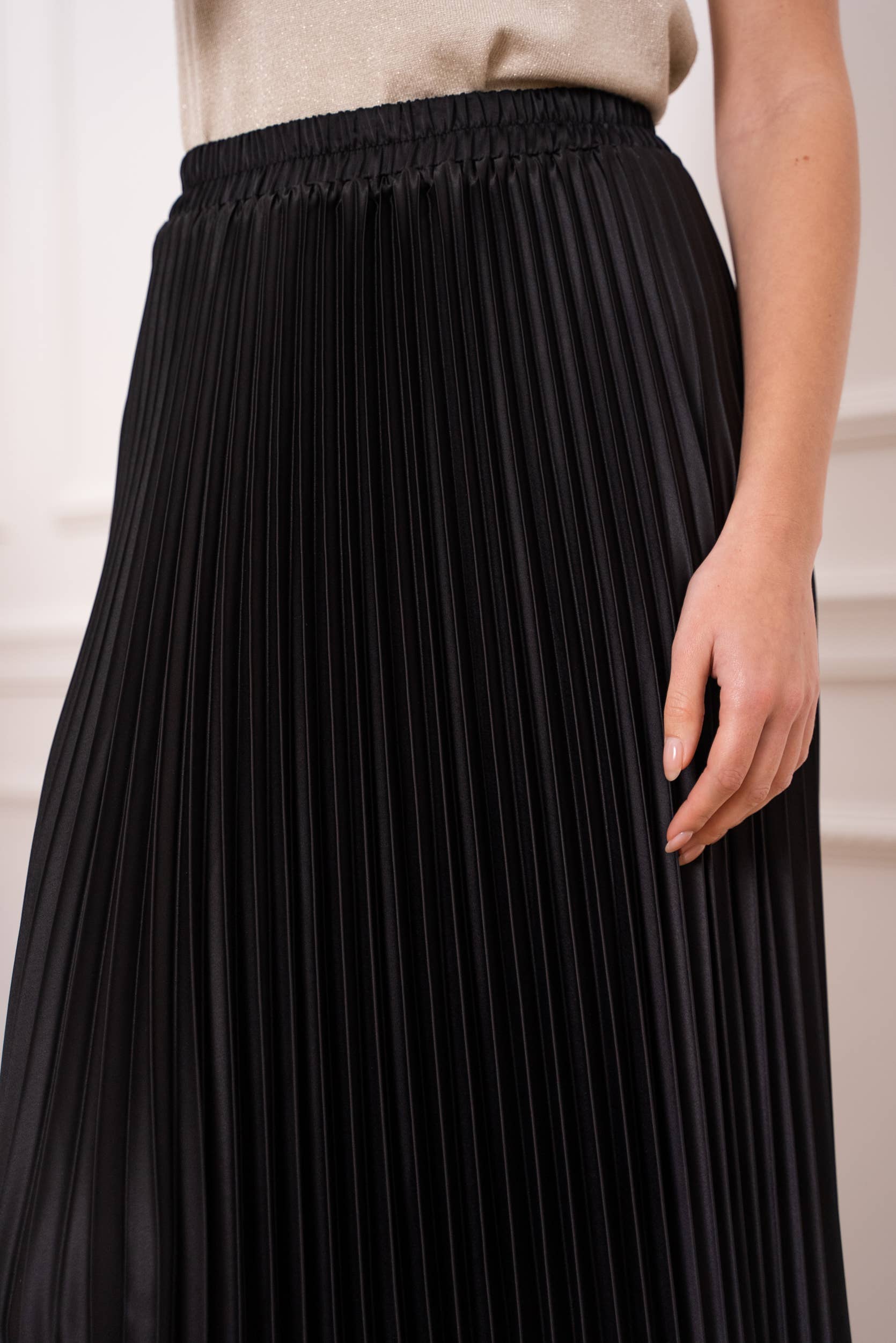 Rosali Solid Satin Pleated Skirt