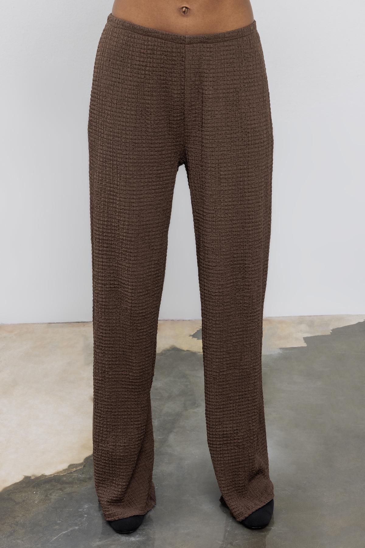 Buguly Textured Trousers